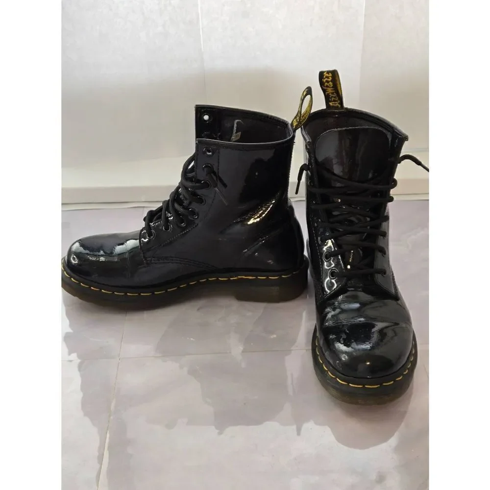 Dr. Martens 1460 Womens Size 8 Black Air Wait Patent Leather Boot - Picture 5 of 9